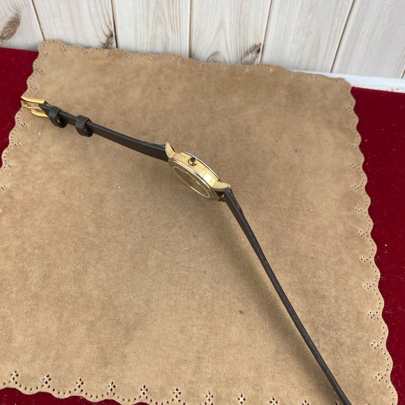 Vintage Consort Gold Dot Ladies 2 Tone Gold and Silver Watch - Picture 3 of 7